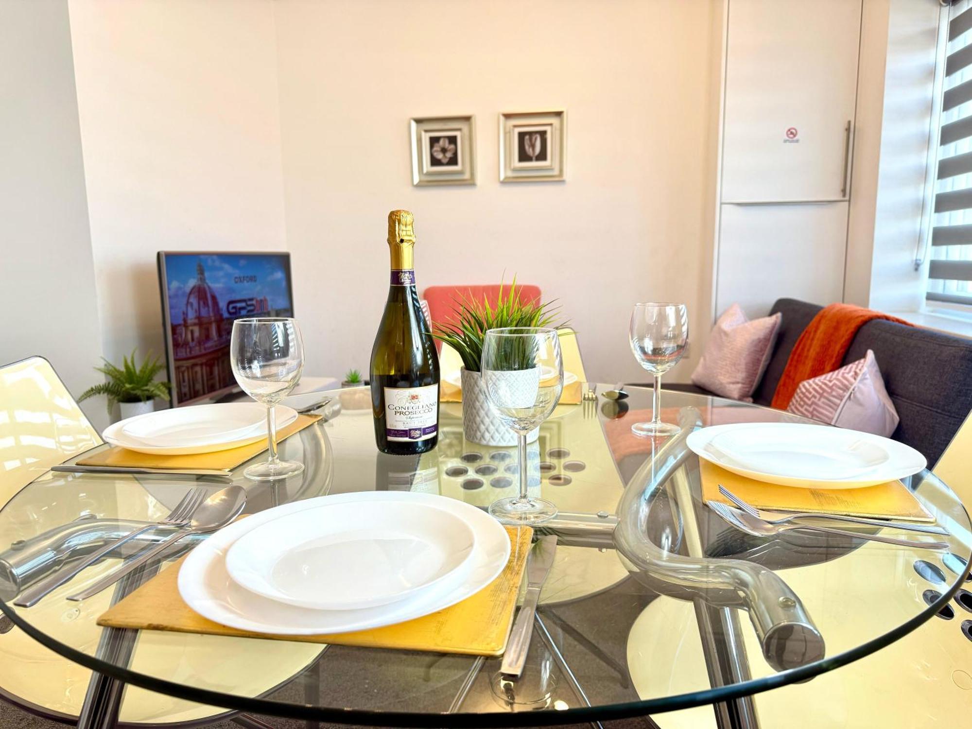 Walnut Flats-F5, Stylish 1-Bedroom - Parking, Netflix, Wifi - Close To Oxford, Bicester & Blenheim Palace Кідлінґтон Екстер'єр фото